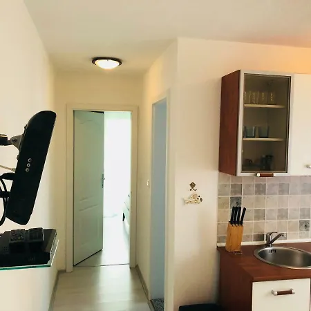 בית הארחה Jadro