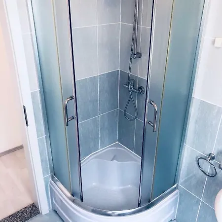 Jadro 3* רוביני