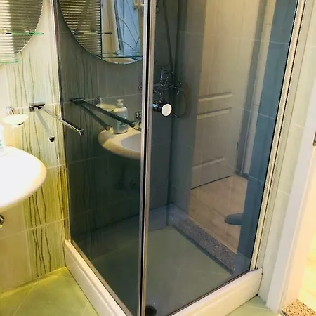 Jadro Konukevi 3*